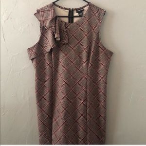 Liz Claiborne houndstooth print dress